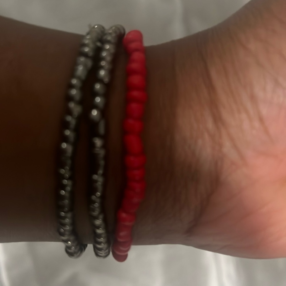 Bracelets - Picture 2 of 3